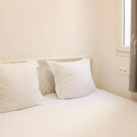 Daire Beautiful And Spacious In The 10th Paris